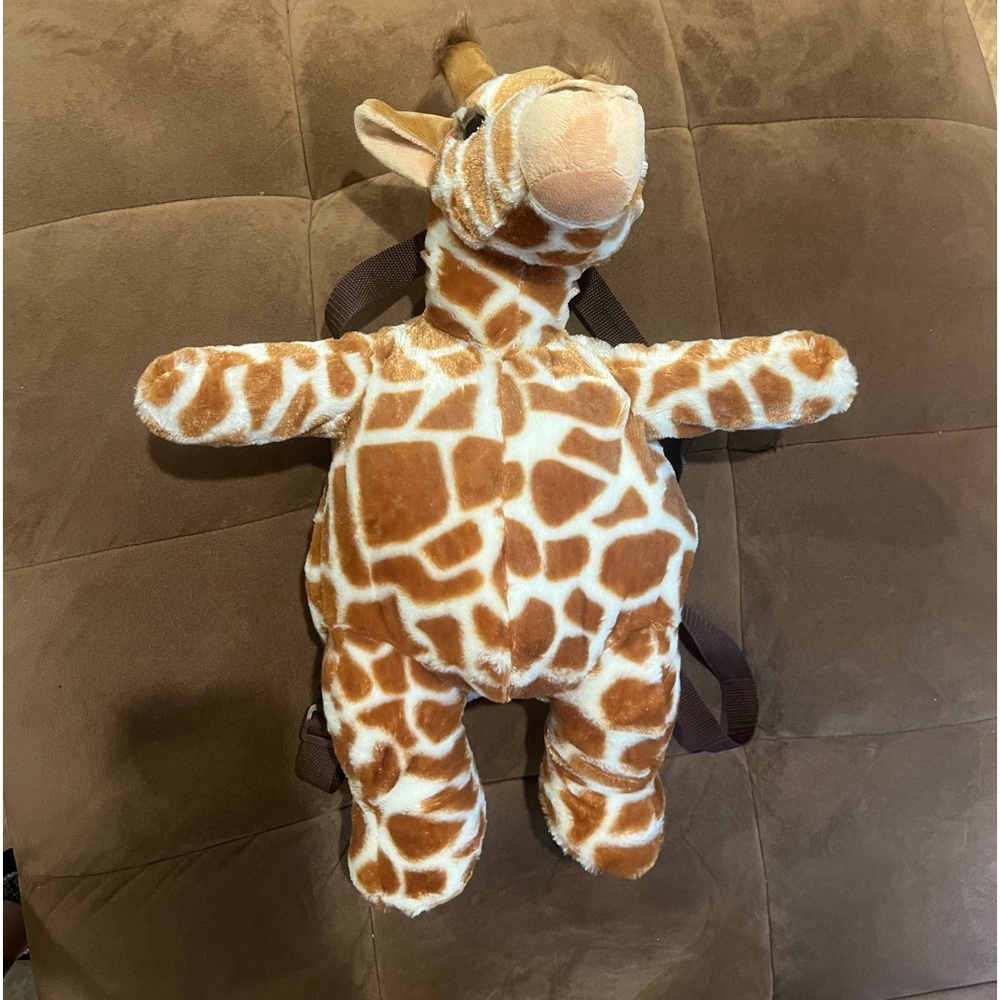 Giraffe backpack with zipper and straps 19" Excellent Condition
